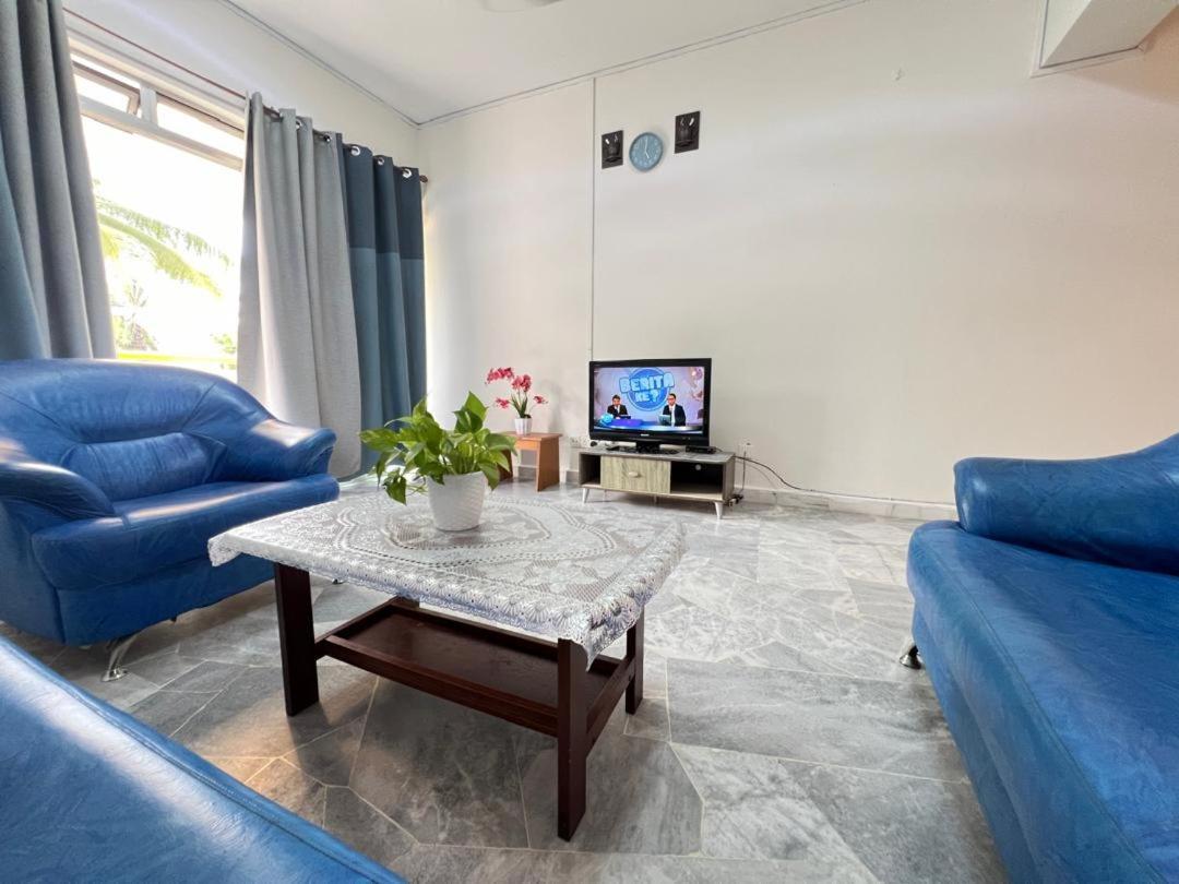 2 Bedroom Unit At Ocean View Resort Porto Dickson Exterior foto